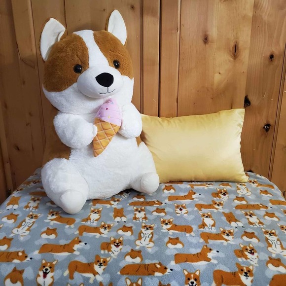 Corgi Fleece Throw Blanket 54"x60" - Picture 3 of 10